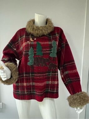 Vintage Tasha Polizzi Fleece sweater Made in USA bear and tree appliqué women M